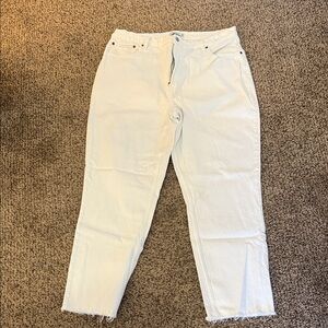 Abercrombie & Fitch Cream Ankle Jeans